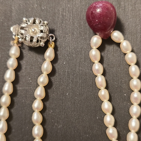 Genuine fresh water pearl and Ruby necklace - Picture 4 of 5